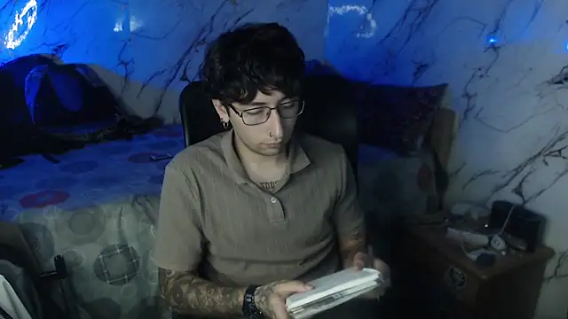 Dereck Dickson online show from 04-10-26, 04:06