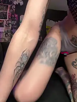 MissMidnightUK online show from 03-15-26, 09:32