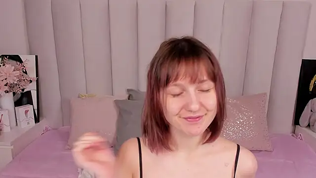 MiaKarlos online show from 04-13-26, 01:22