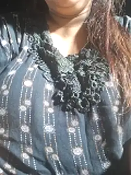 Hot-Anuska online show from 04-15-26, 06:15