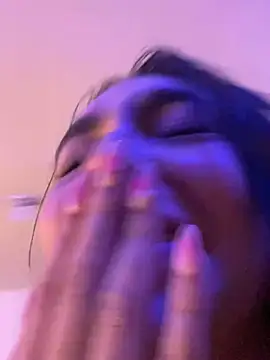 Snapshot of SOY_LUPE chatting on 12-08-24, 09:35 SOY LUPE online show from 12-08-24, 09:35