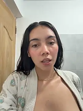 Snapshot of SOY_LUPE chatting on 03-09-25, 01:14 SOY LUPE online show from 03-09-25, 01:14