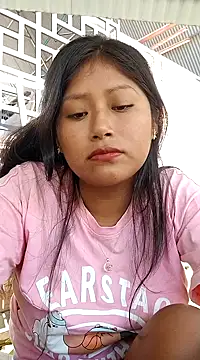 Snapshot of Karol-kamila19 chatting on 12-12-24, 03:48 Karol-kamila19 online show from 12-12-24, 03:48