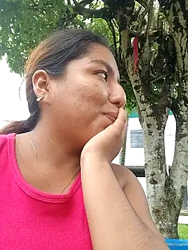 Snapshot of Karol-kamila19 chatting on 12-23-24, 02:39 Karol-kamila19 online show from 12-23-24, 02:39