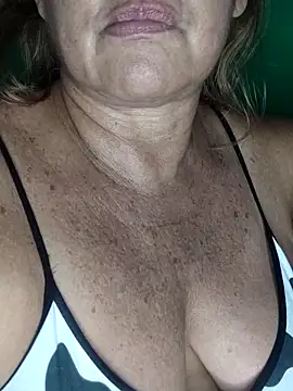 Kasandra Ho online show from 10-29-25, 01:41