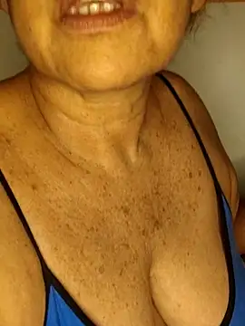 Kasandra Ho online show from 03-18-26, 01:31