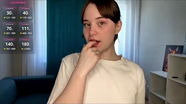 Snapshot of EditaBumford chatting on 05-23-26, 08:18 EditaBumford online show from 05-23-26, 08:18