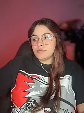 Snapshot of Yuli_zuha chatting on 12-13-24, 06:53 Yuli zuha online show from 12-13-24, 06:53