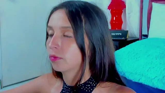 Snapshot of lucy_cooper01 chatting on 12-14-24, 02:12 lucy cooper01 online show from 12-14-24, 02:12