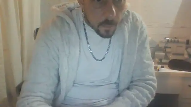 CrookedMisterniceguy online show from 05-21-26, 06:42