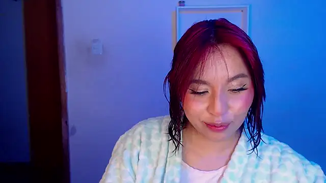 annie3 online show from 12-29-24, 01:56