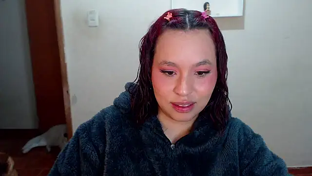 annie3 online show from 01-20-25, 05:26
