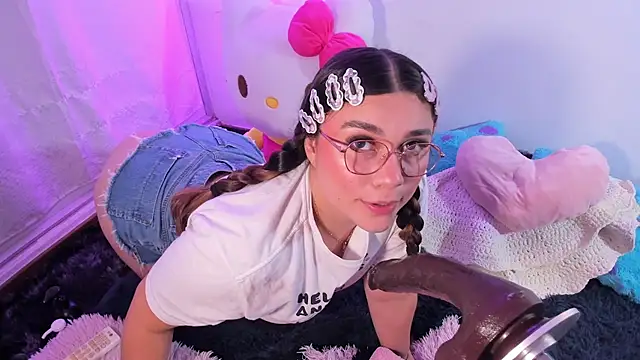 Isa belaa online show from 04-15-26, 07:58