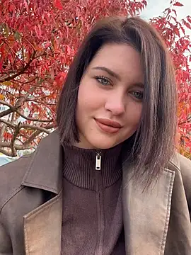 KikiWatson online show from 10-23-25, 07:18