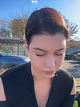 KikiWatson online show from 10-30-25, 07:10