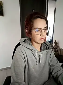 your red rose  online show from 01-14-25, 01:38