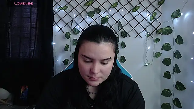Snapshot of Nika_1_ chatting on 06-25-26, 09:30 Nika 1 online show from 06-25-26, 09:30