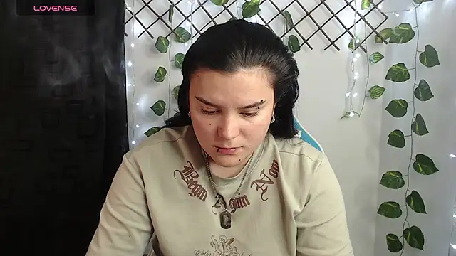 Snapshot of Nika_1_ chatting on 06-28-26, 10:27 Nika 1 online show from 06-28-26, 10:27
