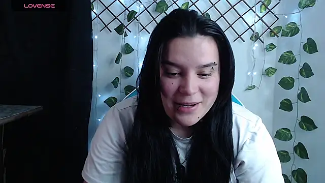Snapshot of Nika_1_ chatting on 07-14-26, 11:32 Nika 1 online show from 07-14-26, 11:32