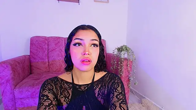 Snapshot of Sara_Jhonson chatting on 11-21-25, 11:25 Sara Jhonson online show from 11-21-25, 11:25