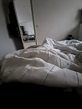 Landryyyyy online show from 12-20-25, 02:35