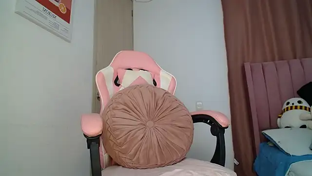 emmily forev3r online show from 03-26-26, 06:57