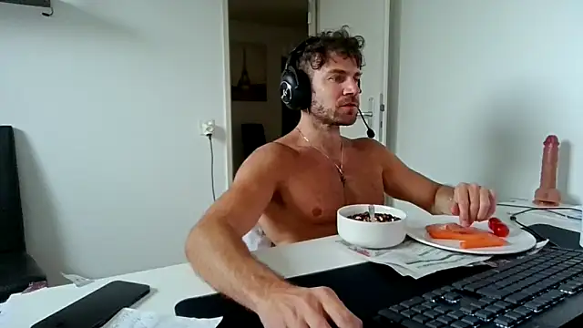 alpha-hunk online show from 05-06-26, 10:09