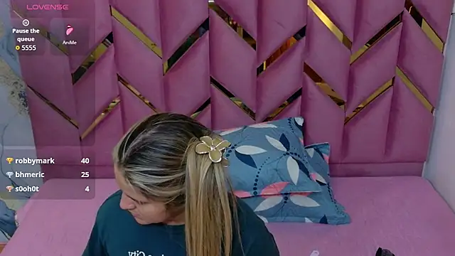 collegepawglovedaddy online show from 03-18-26, 07:50