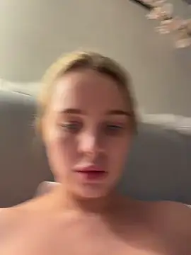 SIlviaBeyt online show from 04-19-26, 11:07