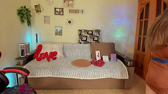 VeronikaVel online show from 05-24-26, 08:47