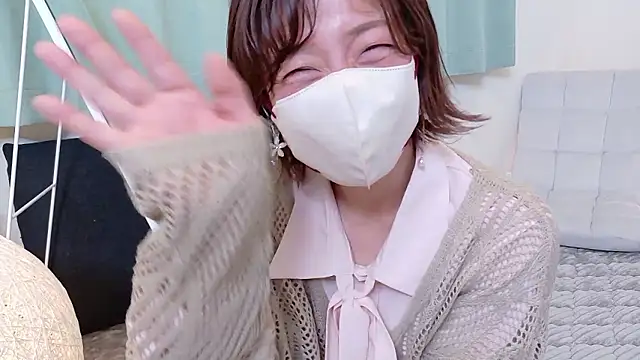Risa 06 online show from 05-15-26, 01:07