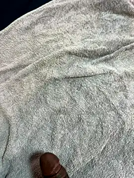 Snapshot of vickdiamondick chatting on 12-17-25, 11:38 vickdiamondick online show from 12-17-25, 11:38