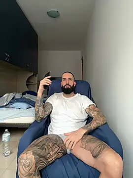 Gioeltoro89 online show from 04-12-26, 02:44