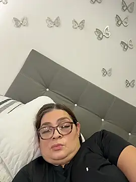 AntonellaAlondra4 online show from 04-30-26, 02:56
