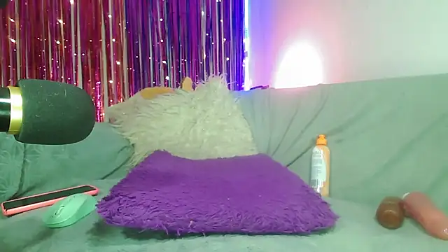 princesskitty111 online show from 01-24-25, 09:39