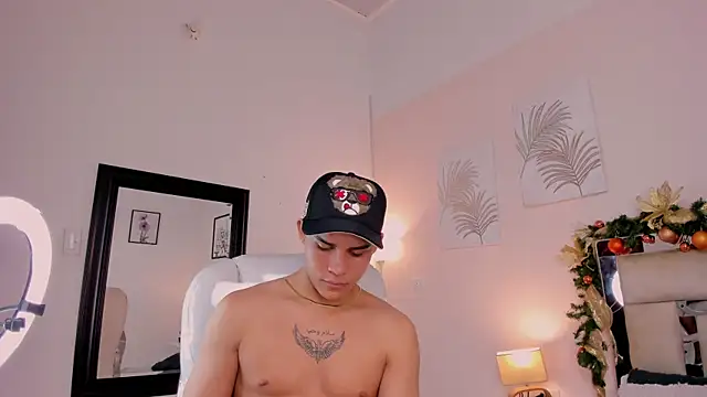 saraandstiven online show from 12-26-24, 03:49