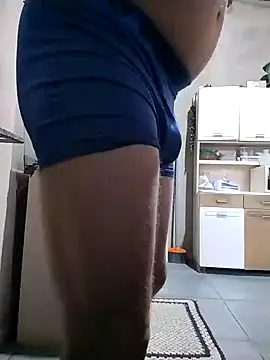 Snapshot of LOIROGOSTOSO87 chatting on 01-30-25, 09:15 LOIROGOSTOSO87 online show from 01-30-25, 09:15