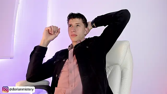 Dorianmistery2322  online show from 04-11-26, 07:51