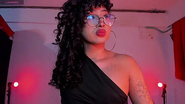 Snapshot of Heka_Prudence chatting on 07-19-26, 05:11 Heka Prudence online show from 07-19-26, 05:11