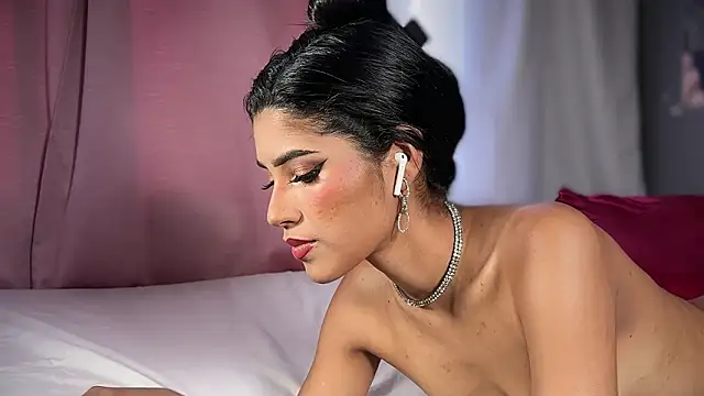 chiarabrielle00 online show from 03-13-26, 05:52