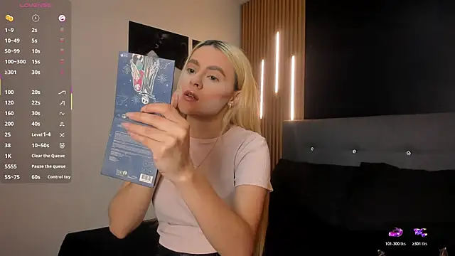 miacarperr1 online show from 03-31-26, 09:15