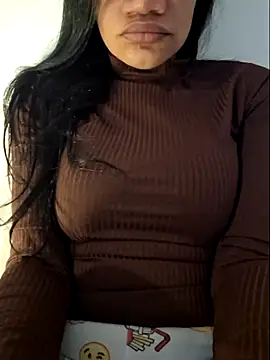 charllottebrasilian online show from 07-06-26, 04:42