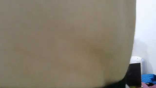 Snapshot of luxandracon23 chatting on 04-13-26, 08:09 luxandracon23 online show from 04-13-26, 08:09