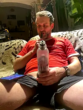 Snapshot of Gilgamesch1704 chatting on 10-30-25, 12:56 Gilgamesch1704 online show from 10-30-25, 12:56