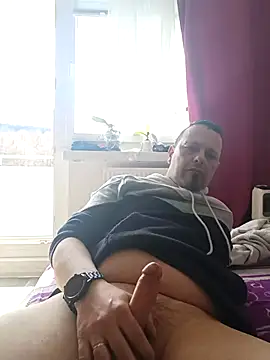 Snapshot of ich411983 chatting on 03-23-26, 10:19 ich411983 online show from 03-23-26, 10:19