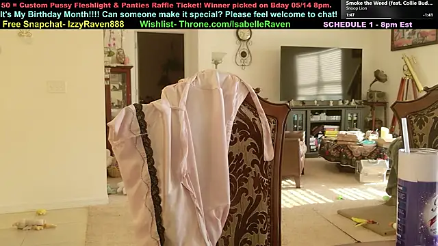 Snapshot of IsabelleRaven chatting on 05-14-26, 10:05 IsabelleRaven online show from 05-14-26, 10:05