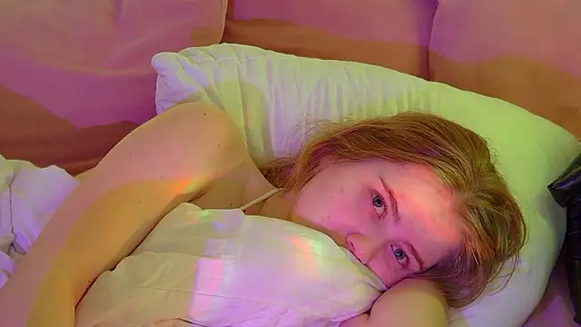 Snapshot of SelinSwarovski chatting on 03-03-26, 04:07 SelinSwarovski online show from 03-03-26, 04:07