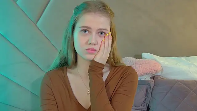 Snapshot of SelinSwarovski chatting on 03-05-26, 04:47 SelinSwarovski online show from 03-05-26, 04:47