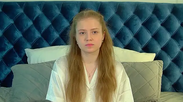 Snapshot of SelinSwarovski chatting on 04-02-26, 04:37 SelinSwarovski online show from 04-02-26, 04:37