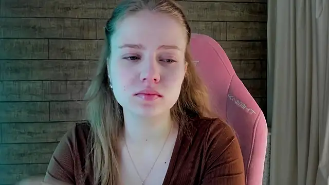 Snapshot of SelinSwarovski chatting on 04-10-26, 04:01 SelinSwarovski online show from 04-10-26, 04:01